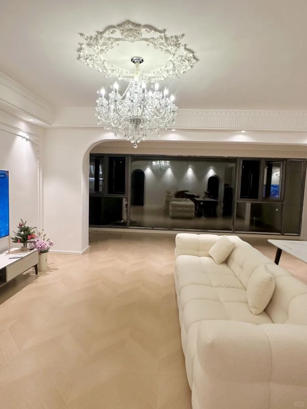 crystal lamp